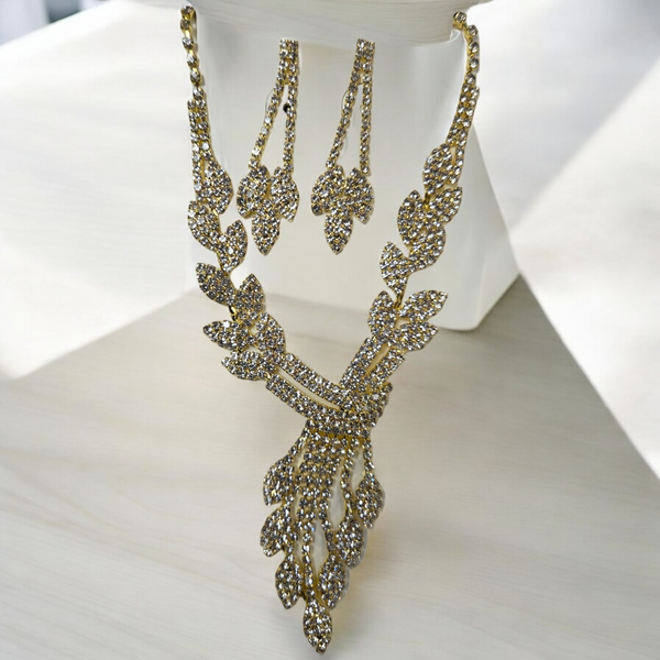 Diamond Necklace & Earrings Set 17322 - Craze Fashion