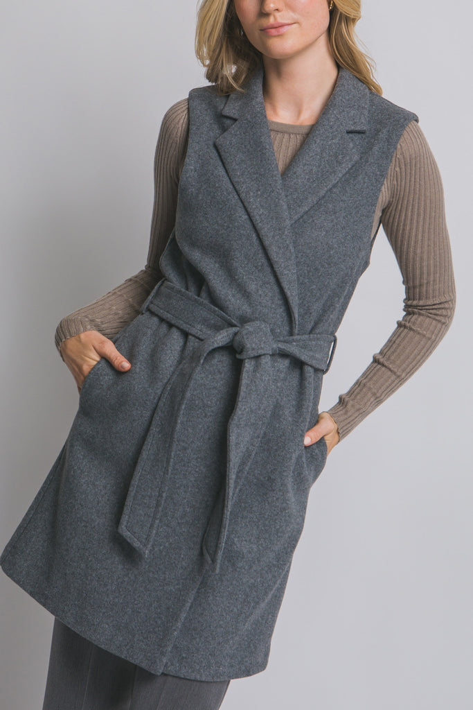 Notched Sleeveless Coat 5199