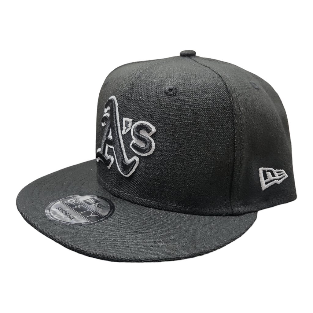 Oakland A's Black Black White Outline Snapback