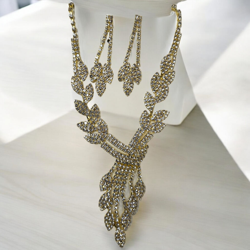 Diamond Necklace & Earrings Set 17322