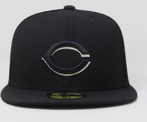 Cincinnati Reds Black White Outline Snapback