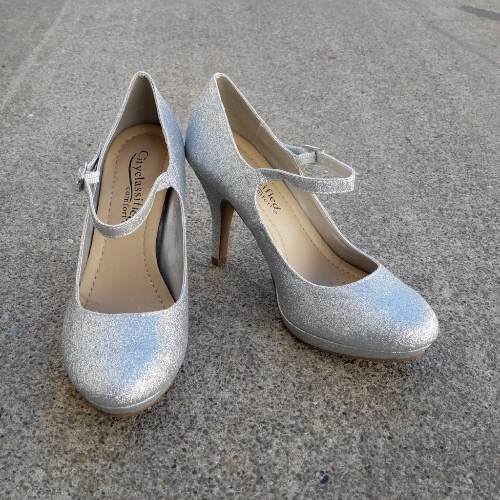 Dennis Heels (FINAL SALE)