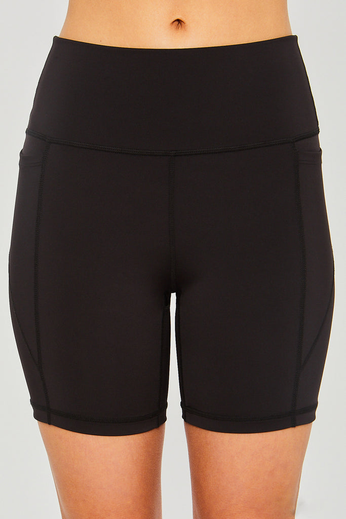 Activewear Leggings Shorts Love Tree 6816