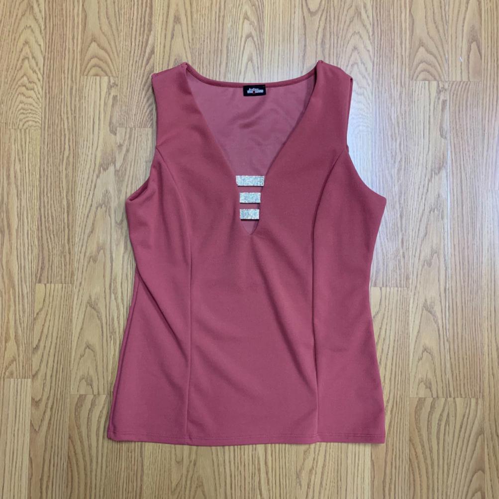 Low V-Cut Cleavage Top Plus w/ Rhinestone Detail