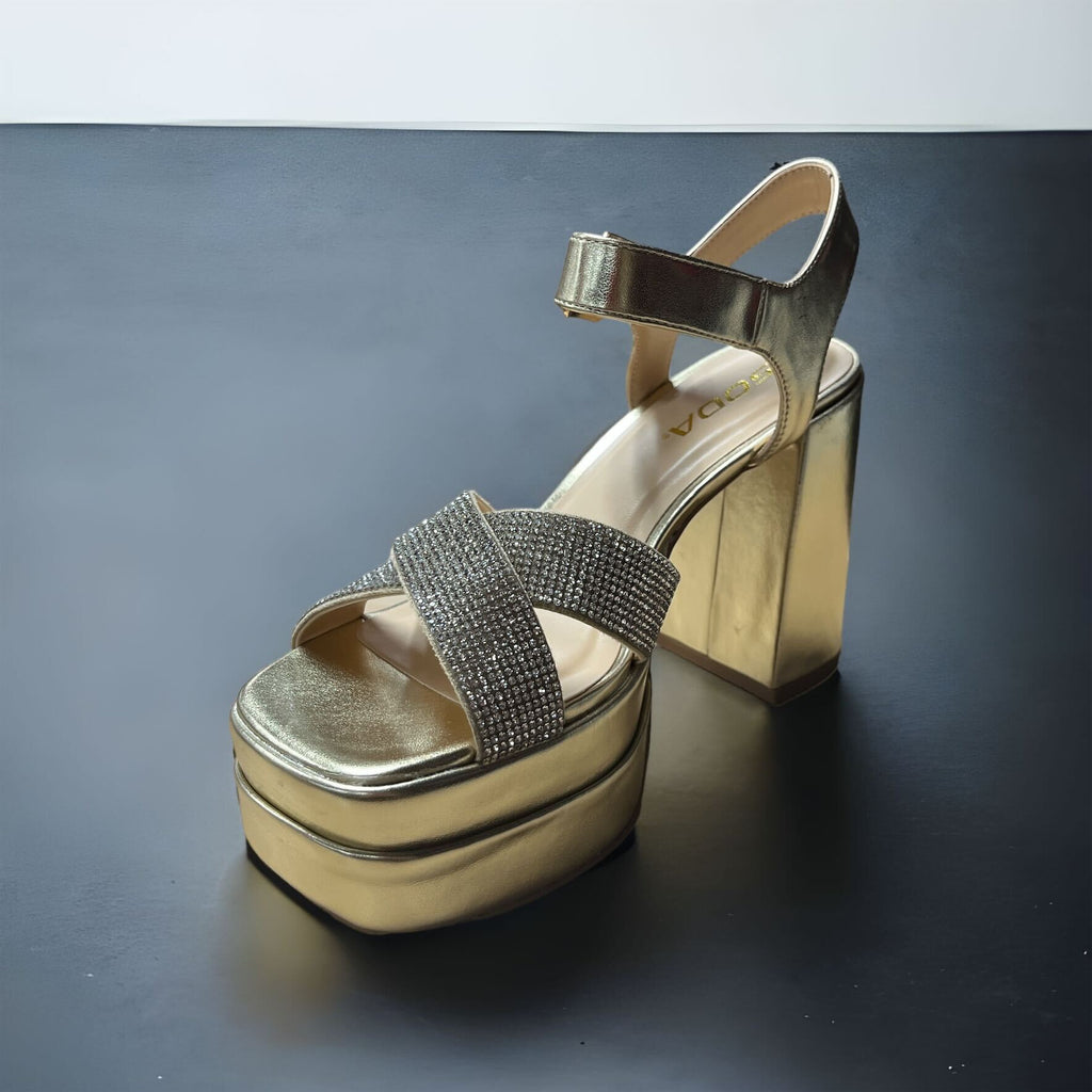 Venge Platform Heels