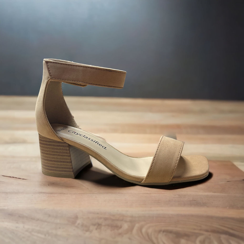 Recess Heels Wide Fit