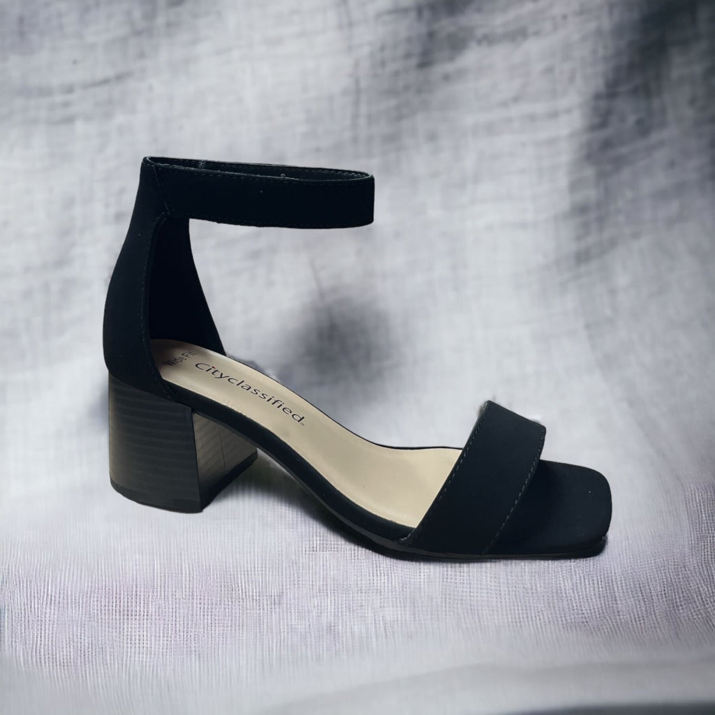 Recess Heels Wide Fit