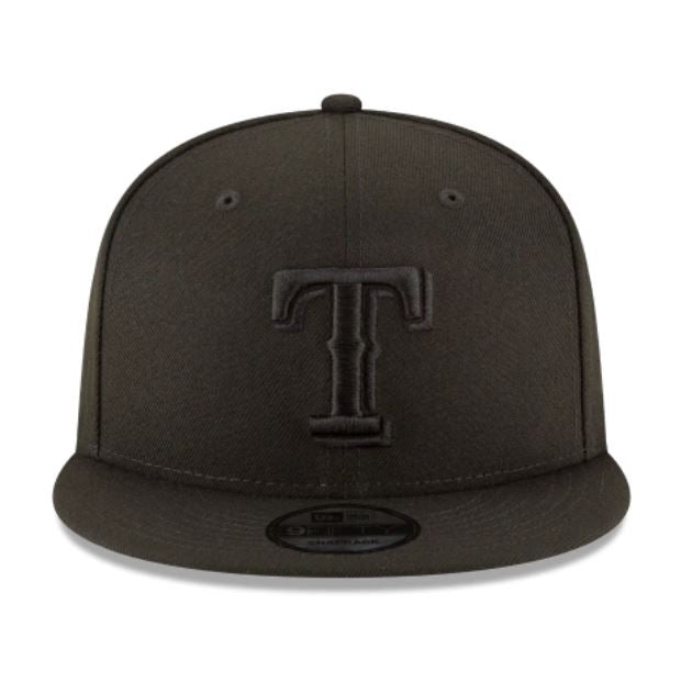 Texas Rangers MLB Basic Black on Black Snapback