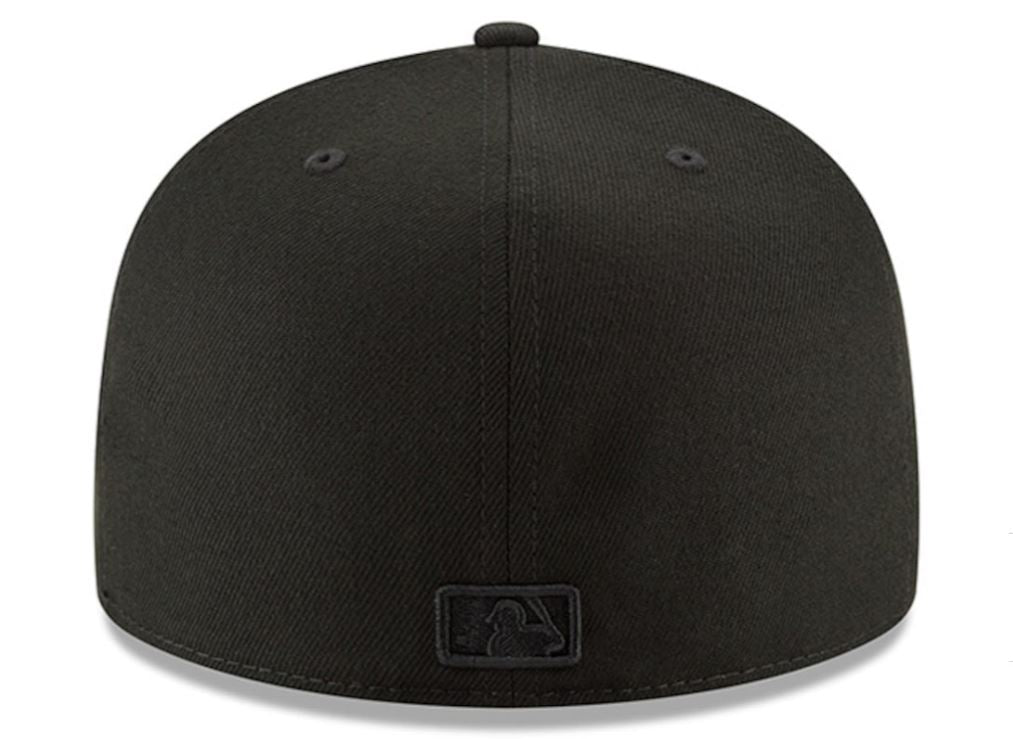 Boston Red Sox Black Black Fitted Cap