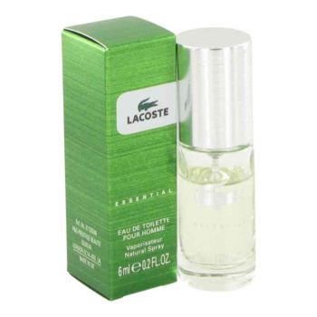 Lacoste Essential