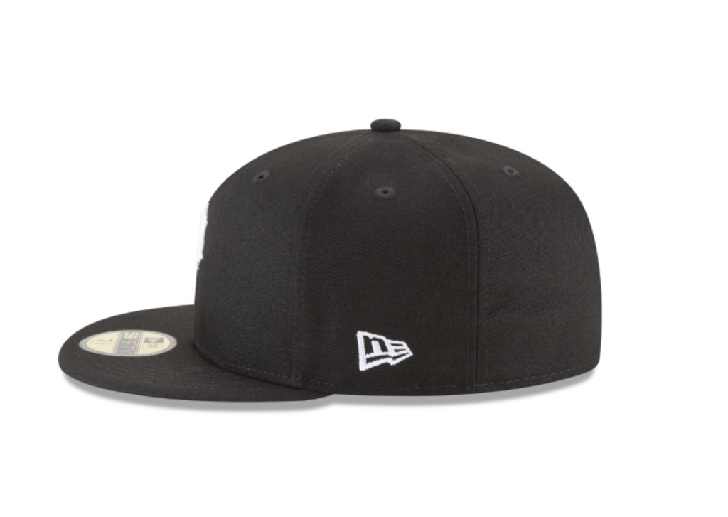 Pittsburgh Pirates Black & White Fitted Cap