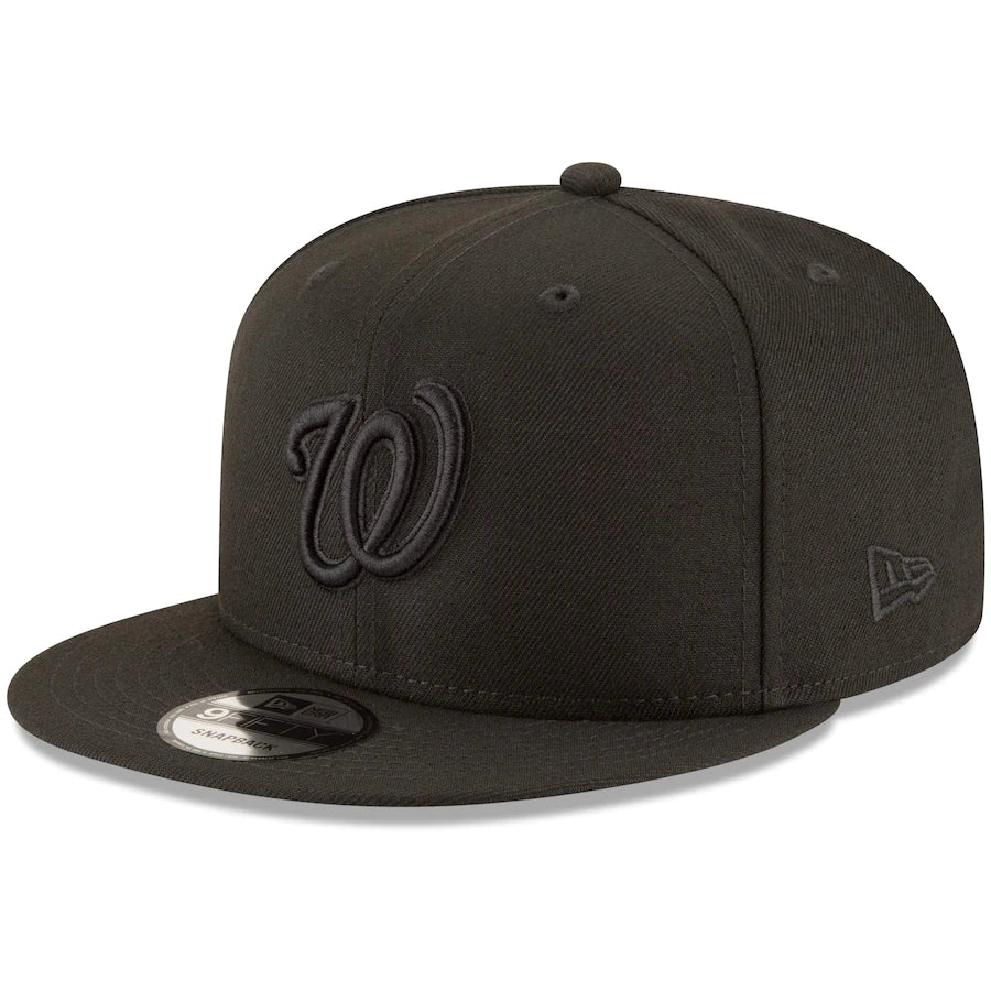 Washington Nationals Black & Black Snapback